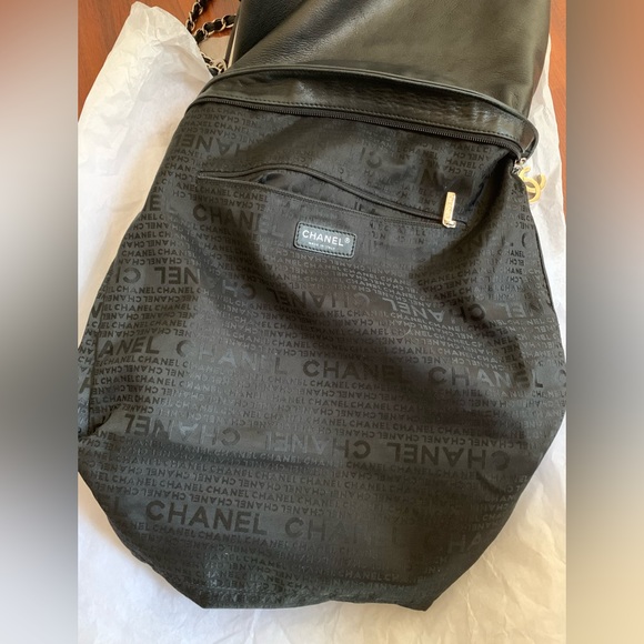 Chanel Ultimate soft leather Bag - Picture 4 of 9